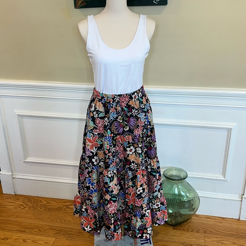 Lili Sidonio by Molly Bracken Tiered Floral Skirt